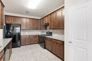 1486 Foshee Ct, Alvin, TX 77511 - Photo 10