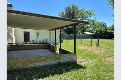 2407 Sarasota Drive, Tyler, TX 75701 - Photo 4