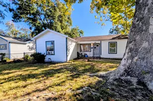 7546 Bywood St, Houston, TX 77028 - Photo 1