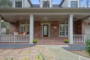 7 Cross Lake Dr, The Woodlands, TX 77382 - Photo 2