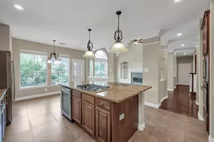 7 Cross Lake Dr, The Woodlands, TX 77382 - Photo 16