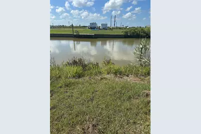 14482 Albacore Street, Sargent, TX 77414 - Photo 2