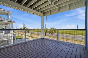 18 Blue Heron Cir, Jamaica Beach, TX 77554 - Photo 24