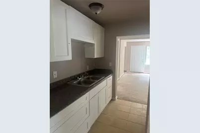 348 Garland Street, Beaumont, TX 77705 - Photo 2