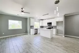 4514 Maggie St, Houston, TX 77051 - Photo 6