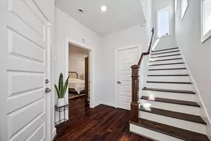 1047 W 17th St, Houston, TX 77008 - Photo 10