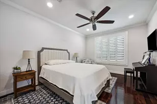 1047 W 17th St, Houston, TX 77008 - Photo 14