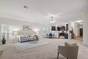 873 Grassy Knoll Trail, La Marque, TX 77568 - Photo 6