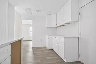 4715 Engleford St, Houston, TX 77026 - Photo 14