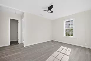 4715 Engleford St, Houston, TX 77026 - Photo 8