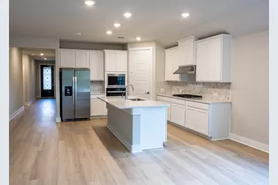 2010 Bluff Oak Court, Conroe, TX 77304 - Photo 2