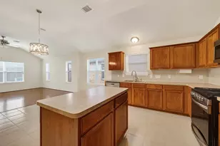 9830 Lynette Falls Dr, Houston, TX 77095 - Photo 10