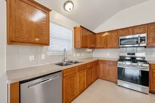 9830 Lynette Falls Dr, Houston, TX 77095 - Photo 16