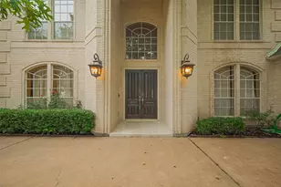 1123 Horseshoe Dr, Sugar Land, TX 77478 - Photo 1