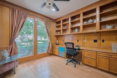1123 Horseshoe Drive, Sugar Land, TX 77478 - Photo 12