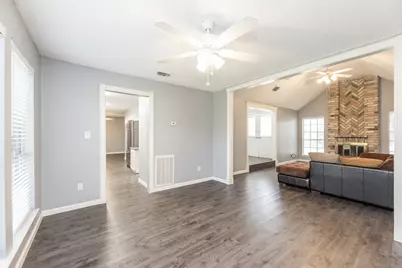 6638 Cove Lake Drive, Katy, TX 77449 - Photo 12