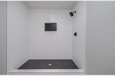 11003 Mossy Hollow Lane, Houston, TX 77075 - Photo 26