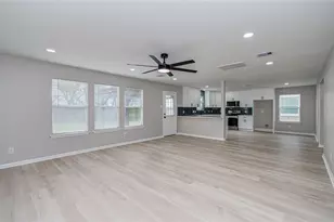 11003 Mossy Hollow Ln, Houston, TX 77075 - Photo 14