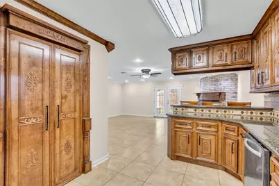 11419 Kirkhollow Drive, Houston, TX 77089 - Photo 14
