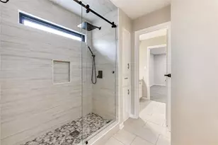 19822 Summerset Way, Houston, TX 77094 - Photo 34