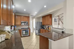 22 Ryanwyck Pl, The Woodlands, TX 77384 - Photo 8