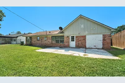 3008 Columbia Street, Baytown, TX 77521 - Photo 20