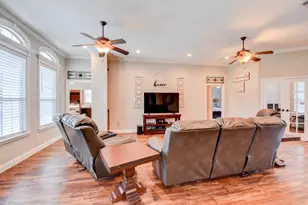 7547 County Rd 684D, Sweeny, TX 77480 - Photo 10