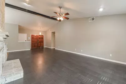 8806 Lakeside Forest Drive, Houston, TX 77088 - Photo 4