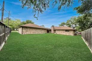 2319 Halbert, Pearland, TX 77581 - Photo 4