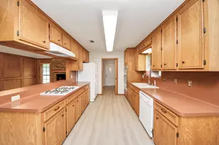 2319 Halbert, Pearland, TX 77581 - Photo 14