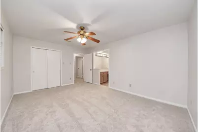 2319 Halbert, Pearland, TX 77581 - Photo 24