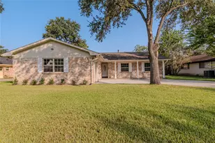 12406 Whittington Dr, Houston, TX 77077 - Photo 30