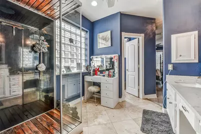 2403 N Lake Front Drive, League City, TX 77573 - Photo 18
