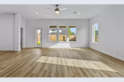 4538 Iguaza Falls Drive, Conroe, TX 77303 - Photo 2