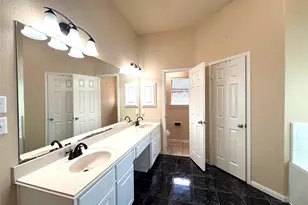 19123 Center Park Dr, Spring, TX 77373 - Photo 16