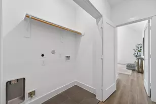 305 Marcella St, Houston, TX 77091 - Photo 34