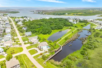 3503 Eckert Drive, Galveston, TX 77554 - Photo 8