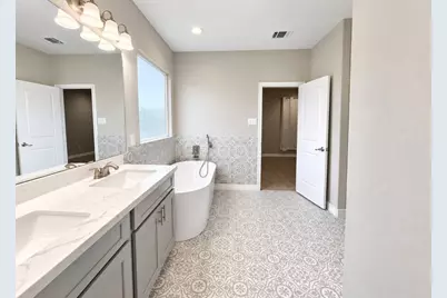 715 Seydler Street, East Bernard, TX 77435 - Photo 10