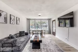 4034 Woodfin St, Houston, TX 77025 - Photo 1