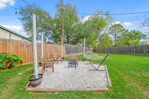 3212 Acorn Cir, Dickinson, TX 77539 - Photo 22