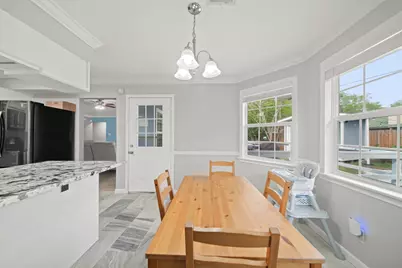 3212 Acorn Circle, Dickinson, TX 77539 - Photo 8