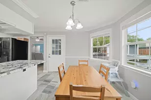 3212 Acorn Cir, Dickinson, TX 77539 - Photo 8