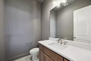 18414 Madrigal Morning St, Conroe, TX 77302 - Photo 24