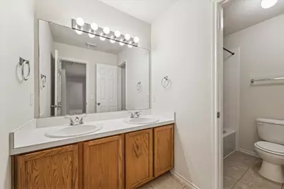 15018 Sugar Peak Drive, Sugar Land, TX 77498 - Photo 12