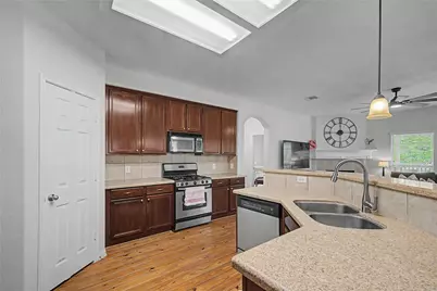 315 West Drive, Kemah, TX 77565 - Photo 14