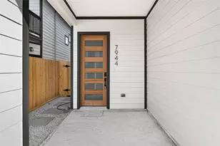 7944 Dyer St, Houston, TX 77088 - Photo 10