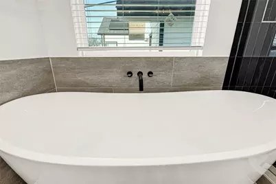 7944 Dyer Street, Houston, TX 77088 - Photo 34