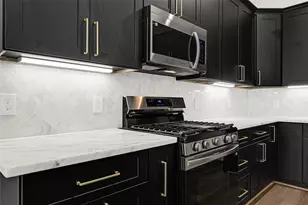 7944 Dyer St, Houston, TX 77088 - Photo 16