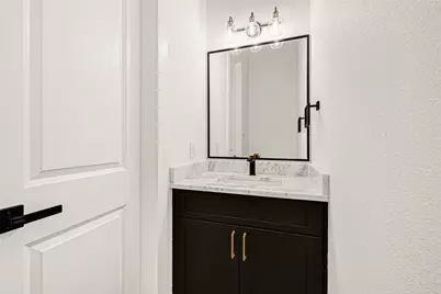 7944 Dyer Street, Houston, TX 77088 - Photo 46