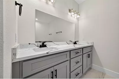 1105 Lyle W Avenue, Cleveland, TX 77327 - Photo 38